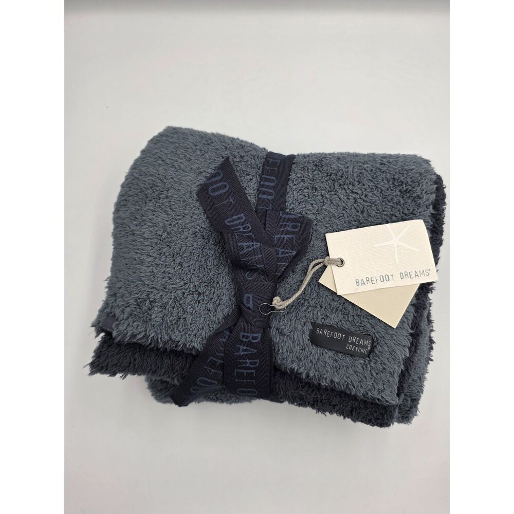 New Barefoot Dreams Cozy Chic 2 Toned Scarf Reversible Warm Travel Wrap